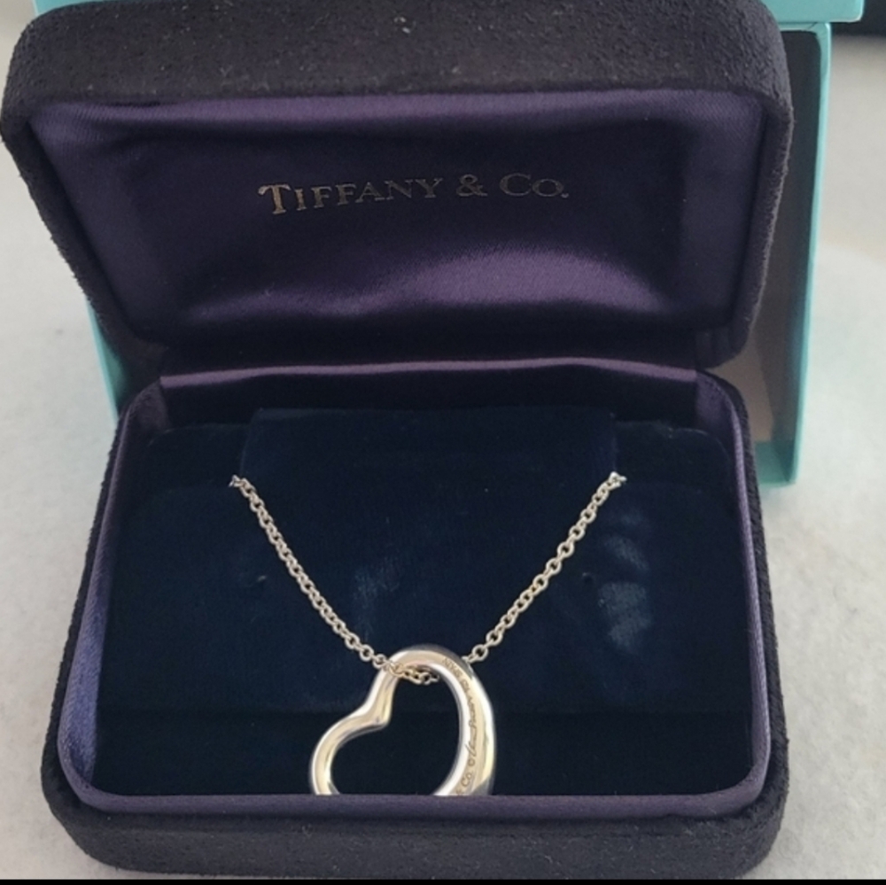 Tiffany & Co. Elsa Peretti ❤️ Necklace